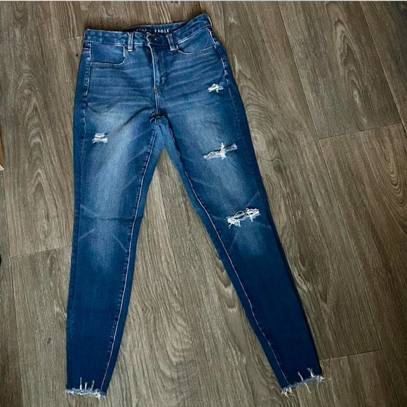 American Eagle Distressed Jeans Trio - Picture 5 of 8
